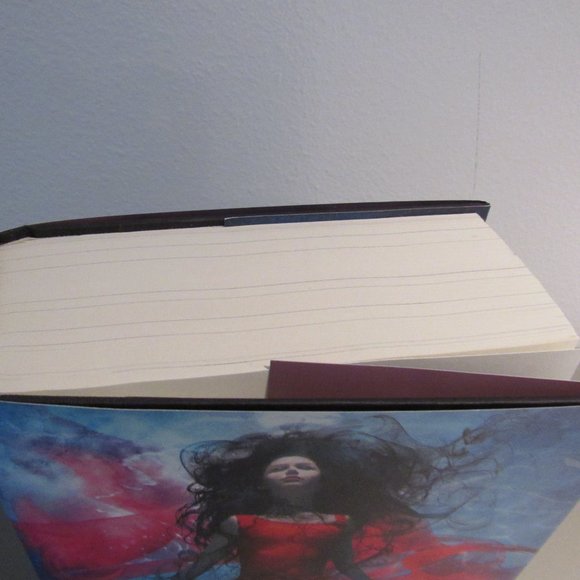 Signed Queen of Air & Darkness 1st Edition - Picture 2 of 13